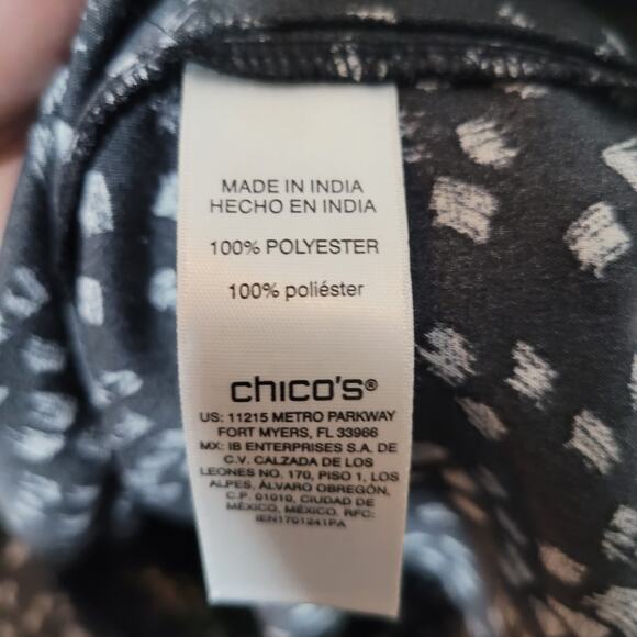 Chico's Size 1 US M No Print Strokes Embroidered Blouse Long Sleeve Notched Neck - Picture 9 of 10